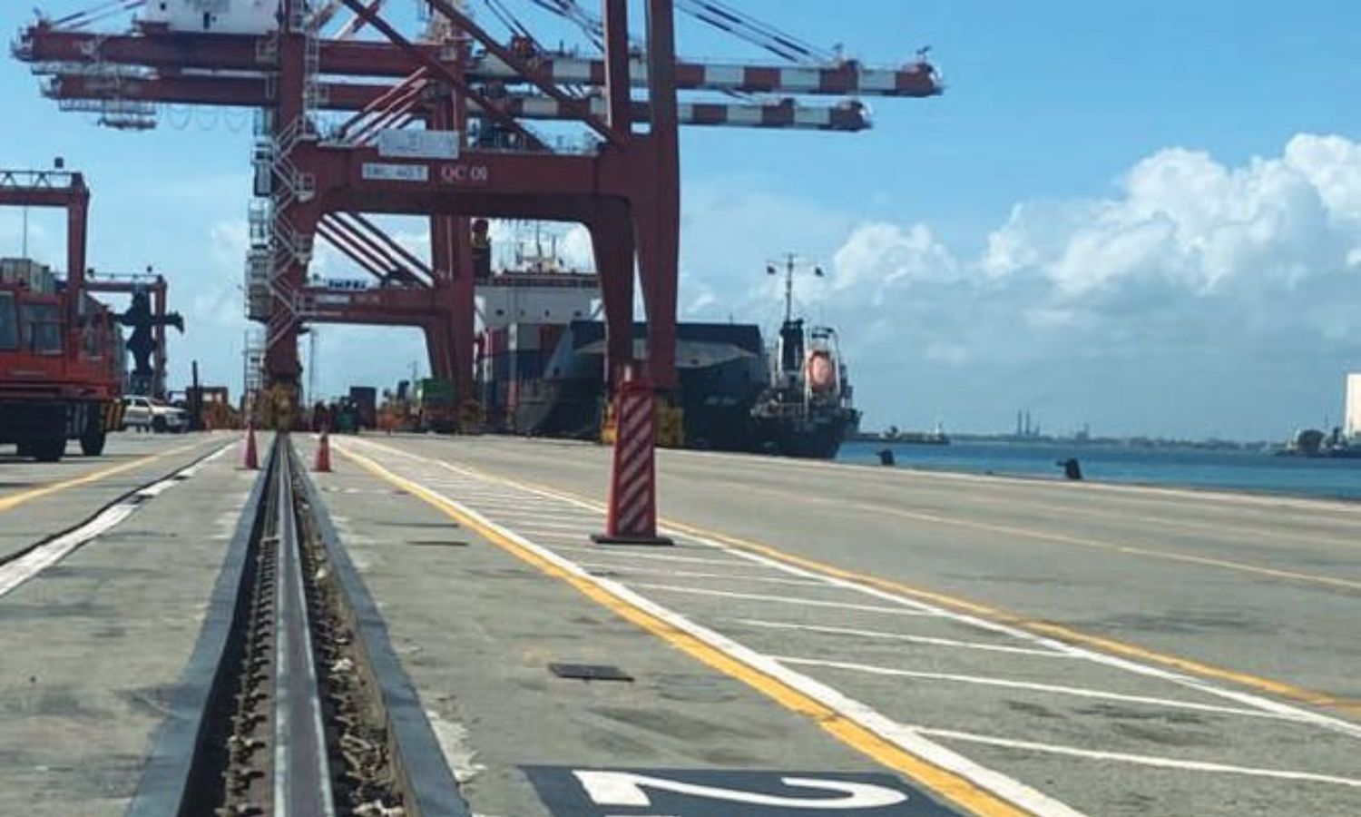 Replacement of Quay Crane rails at SAGT